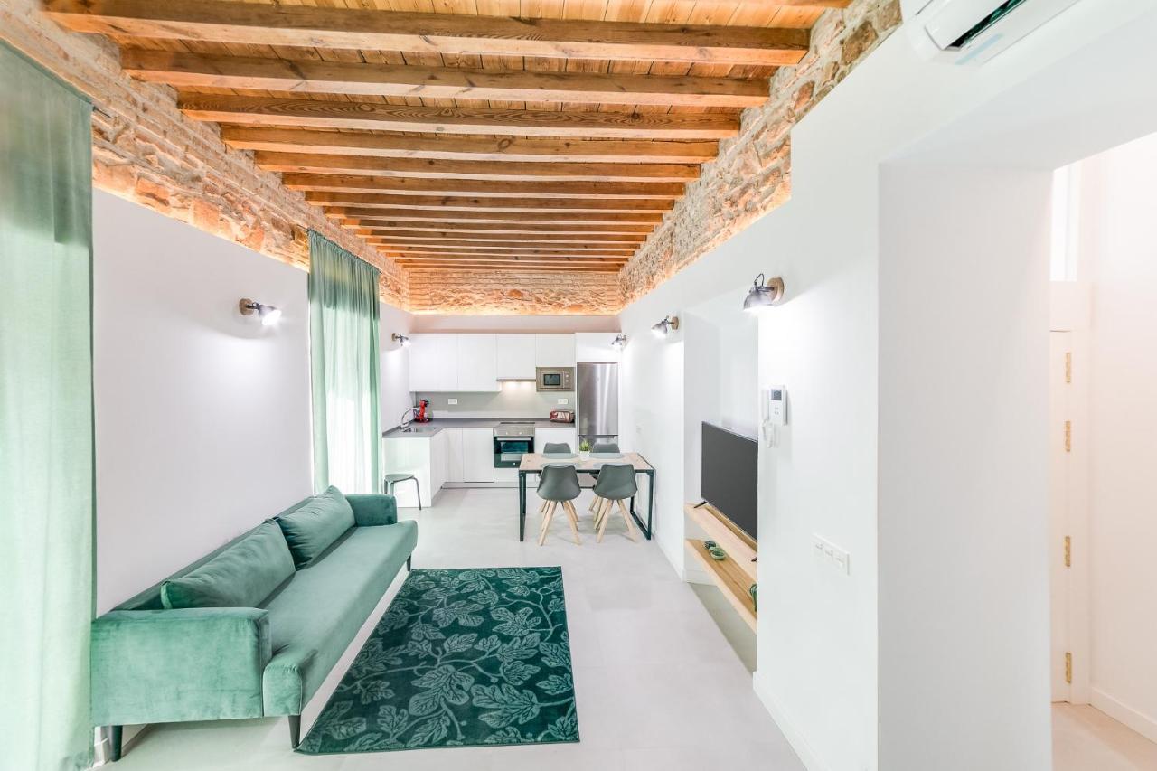 מאלגה Suite Homes Sweet Postigos Terrace מראה חיצוני תמונה